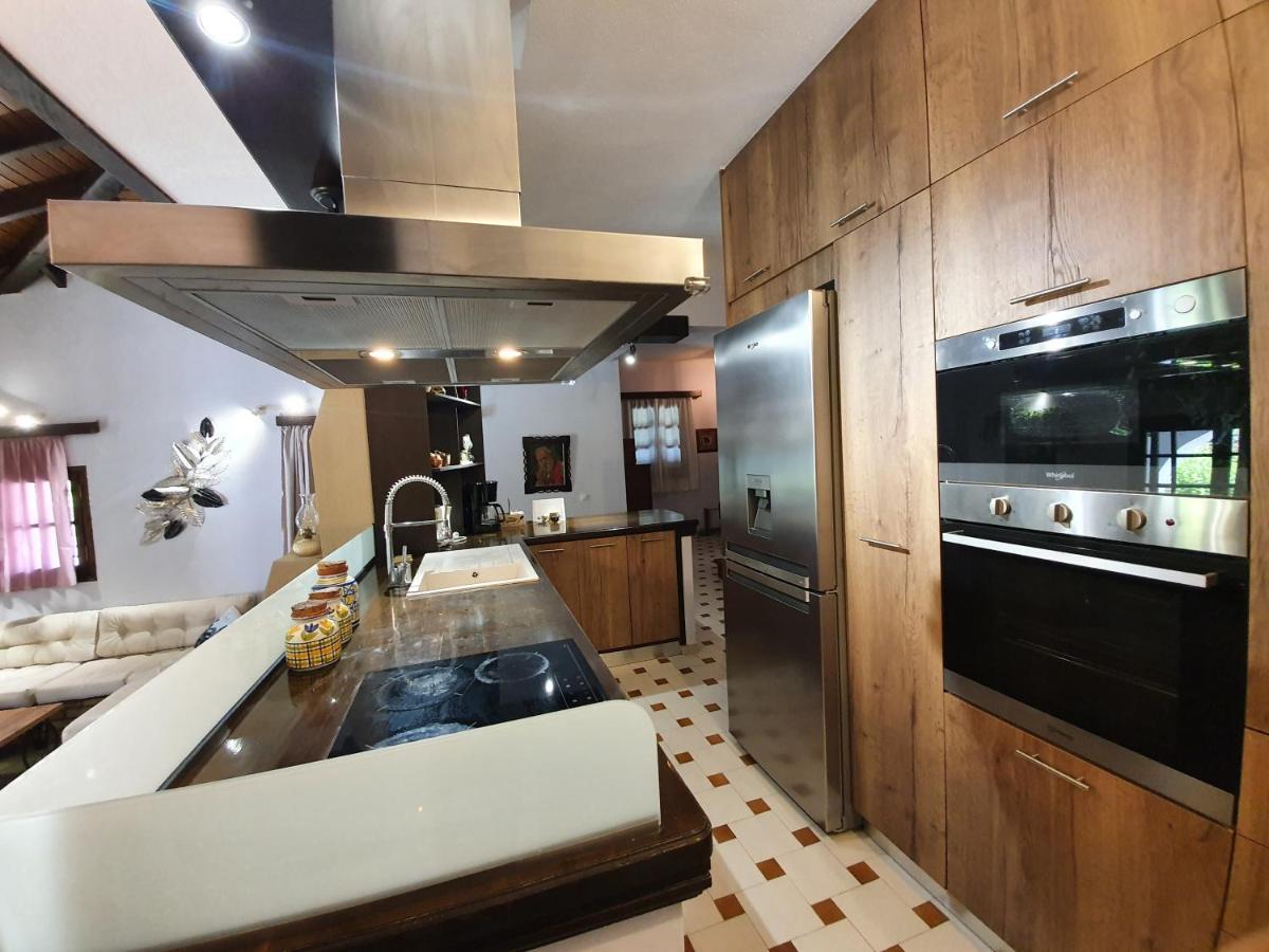 Villa Georgia Ахарави Екстериор снимка