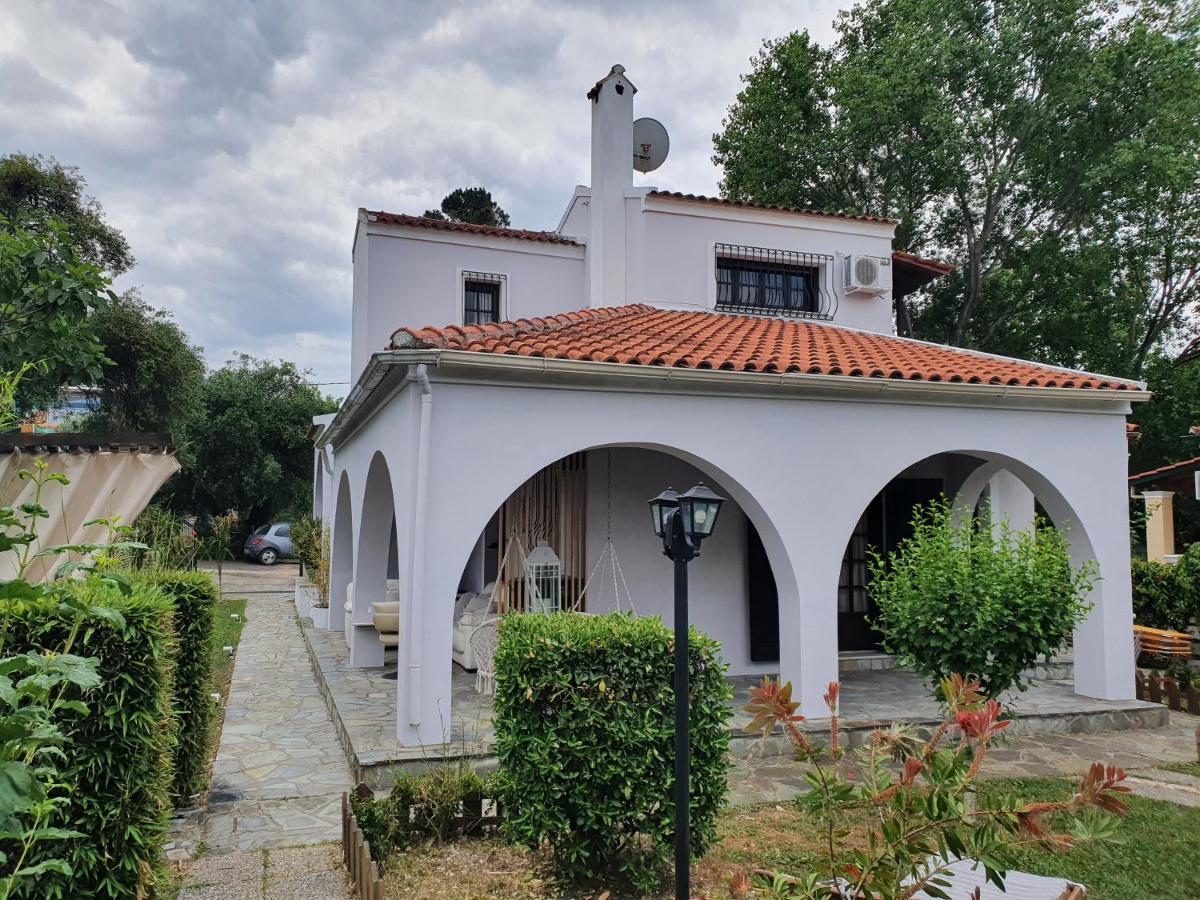 Villa Georgia Ахарави Екстериор снимка